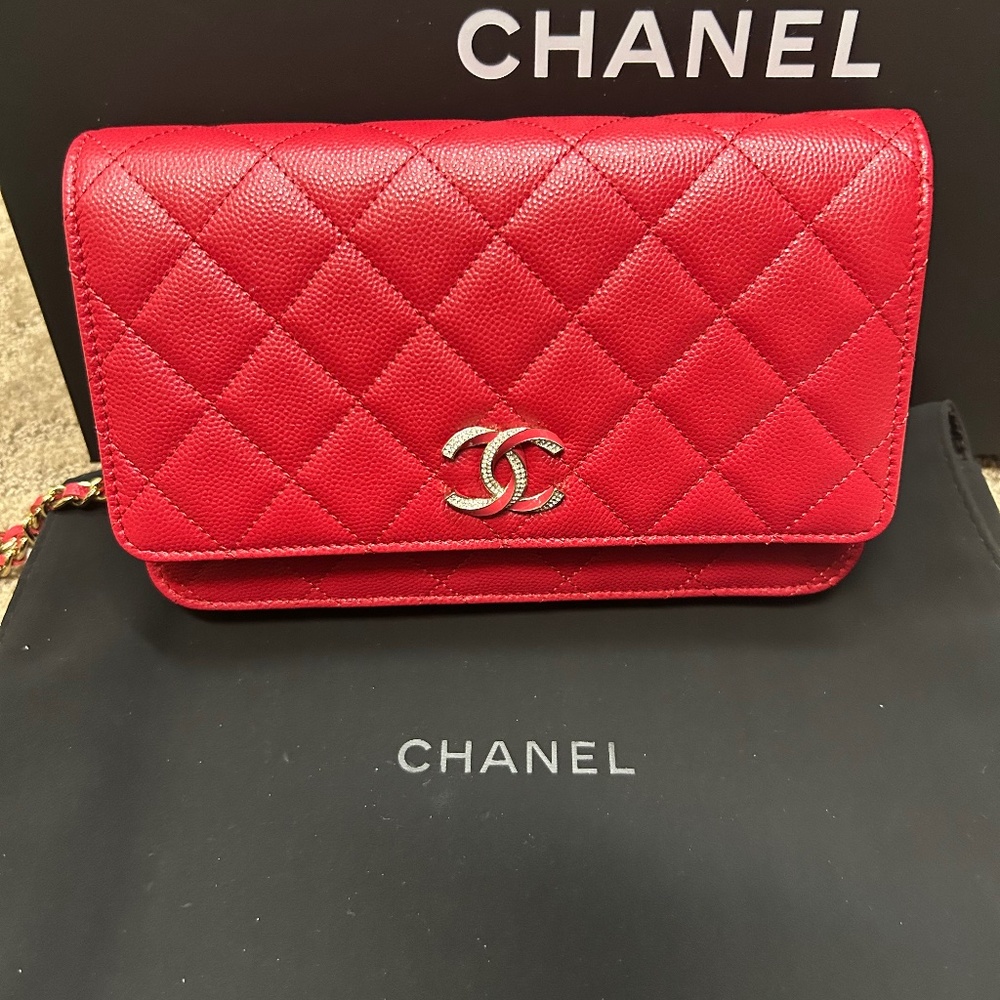 Chanel Wallet on a Chain Brand New!❤️